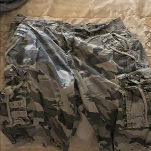 Men’s camo cargo shorts